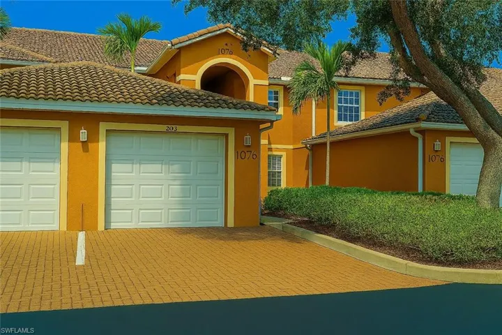 View of front 1 car detached garage