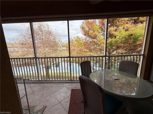 Lanai sitting area featuring a water view