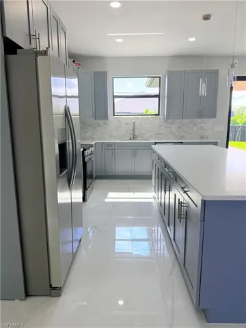 338 Sw 28th Ave, Cape Coral, Florida 33991