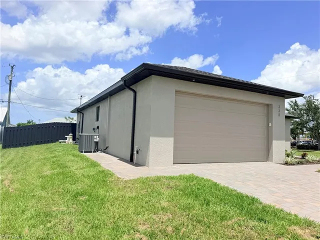 338 Sw 28th Ave, Cape Coral, Florida 33991