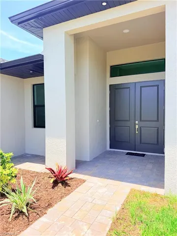 338 Sw 28th Ave, Cape Coral, Florida 33991