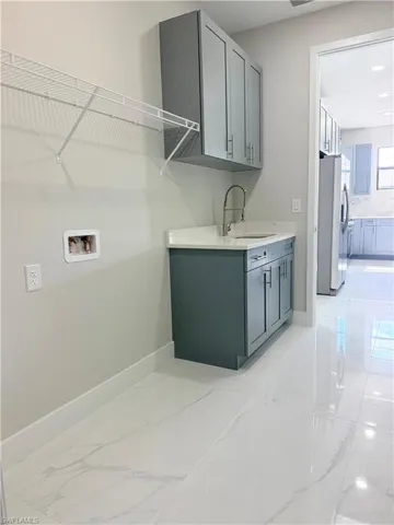338 Sw 28th Ave, Cape Coral, Florida 33991