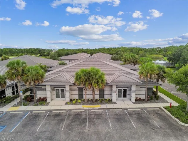 7305  Professional E PKWY, Sarasota, FL 34240