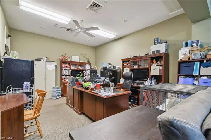 7305  Professional E PKWY, Sarasota, FL 34240