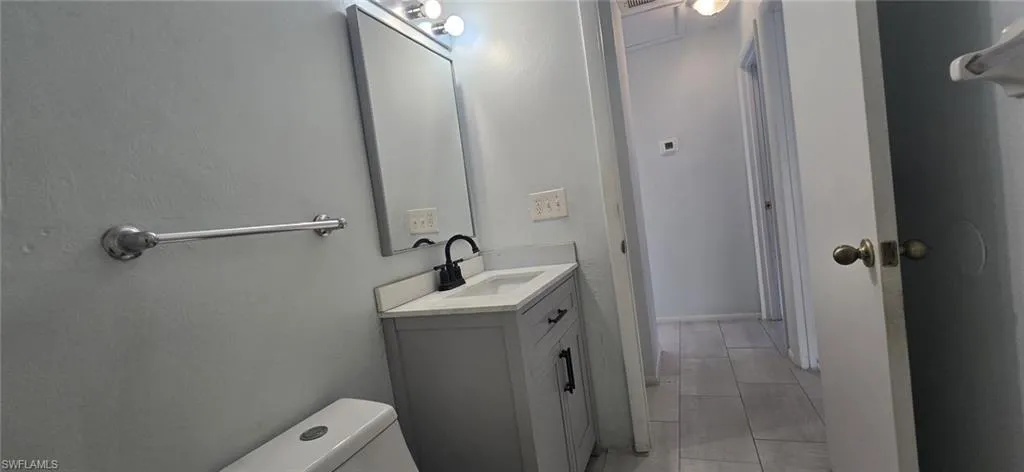 1401 Yvonne Ave S, Lehigh Acres, Florida 33976