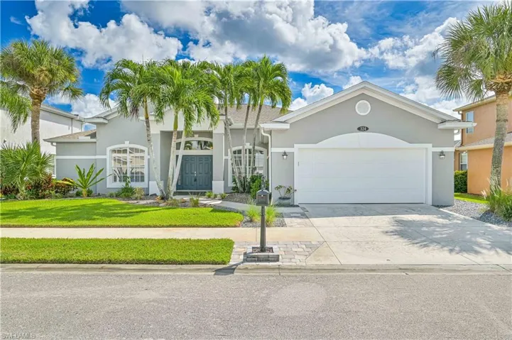 324  Spider Lily  LN, Naples, FL 34119