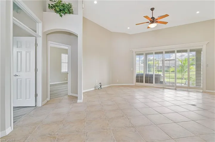 324  Spider Lily  LN, Naples, FL 34119