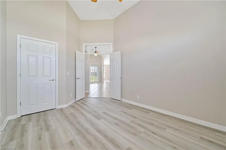 324  Spider Lily  LN, Naples, FL 34119
