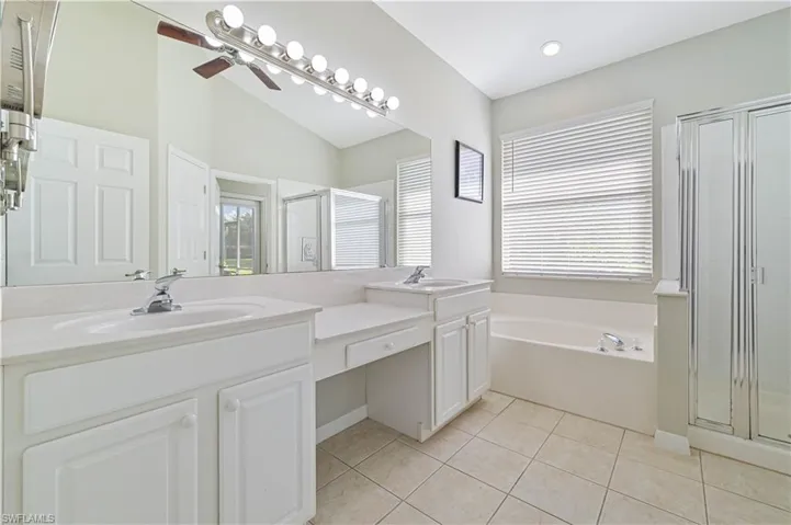 324  Spider Lily  LN, Naples, FL 34119