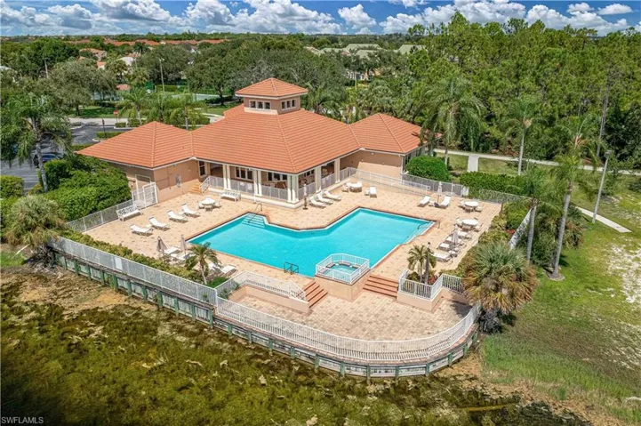 324  Spider Lily  LN, Naples, FL 34119