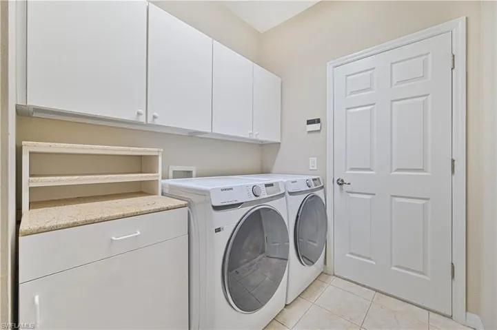 324  Spider Lily  LN, Naples, FL 34119