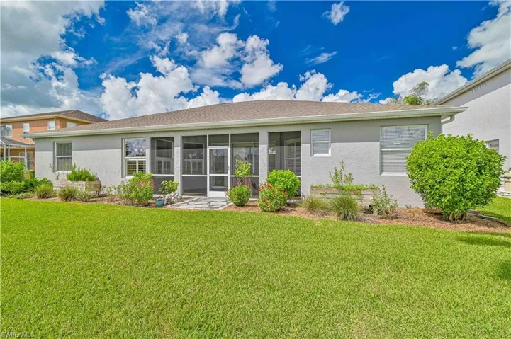 324  Spider Lily  LN, Naples, FL 34119