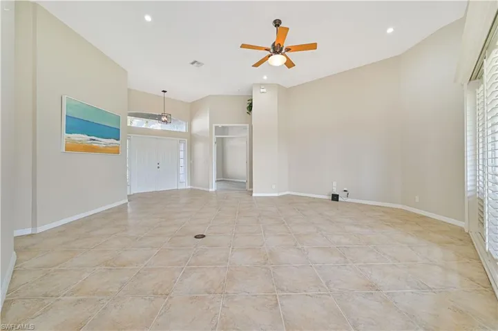 324  Spider Lily  LN, Naples, FL 34119