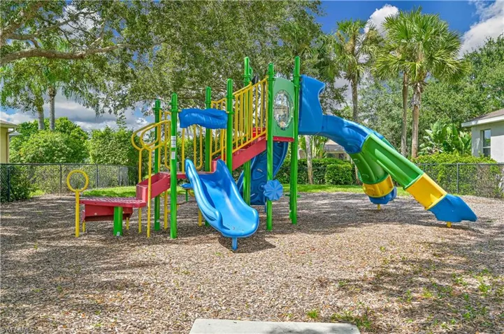 324  Spider Lily  LN, Naples, FL 34119