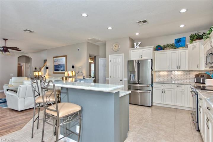 127 Burnt Pine DR, NAPLES FL 34119