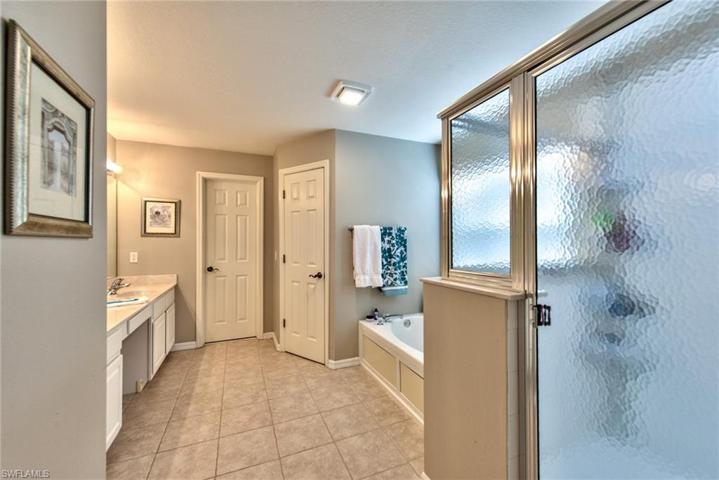 127 Burnt Pine DR, NAPLES FL 34119