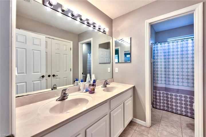 127 Burnt Pine DR, NAPLES FL 34119