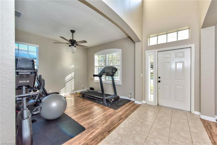 127 Burnt Pine DR, NAPLES FL 34119