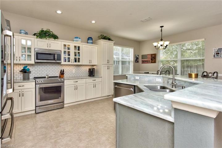 127 Burnt Pine DR, NAPLES FL 34119