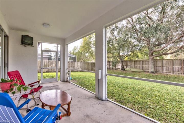 127 Burnt Pine DR, NAPLES FL 34119