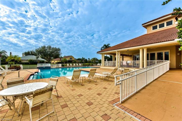127 Burnt Pine DR, NAPLES FL 34119