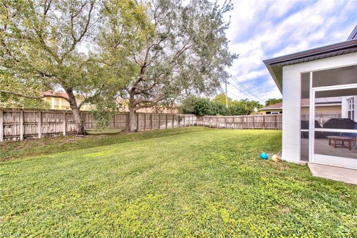 127 Burnt Pine DR, NAPLES FL 34119
