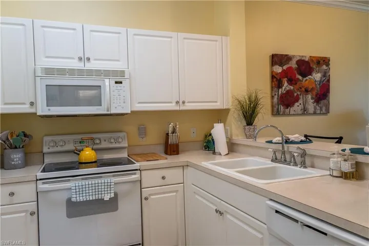 3950  Loblolly Bay  DR, Naples, FL 34114
