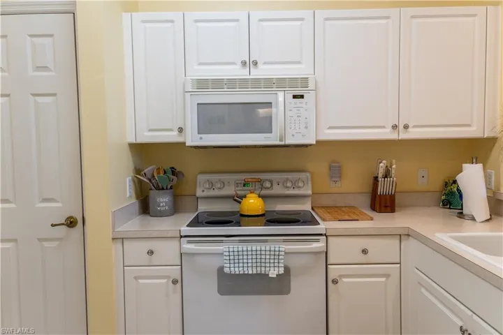 3950  Loblolly Bay  DR, Naples, FL 34114
