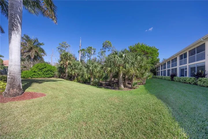 2365  Bayou  LN, Naples, FL 34112