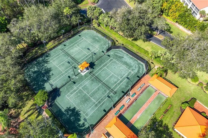 2365  Bayou  LN, Naples, FL 34112