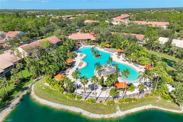 2365  Bayou  LN, Naples, FL 34112
