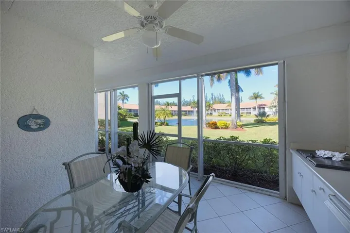 2365  Bayou  LN, Naples, FL 34112