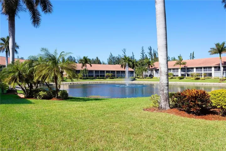 2365  Bayou  LN, Naples, FL 34112