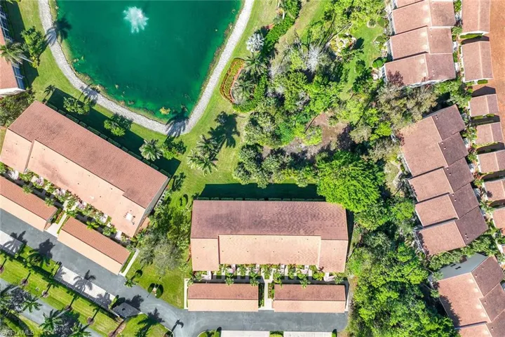 2365  Bayou  LN, Naples, FL 34112