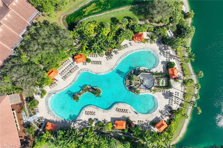 2365  Bayou  LN, Naples, FL 34112
