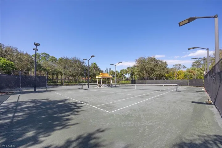 2365  Bayou  LN, Naples, FL 34112
