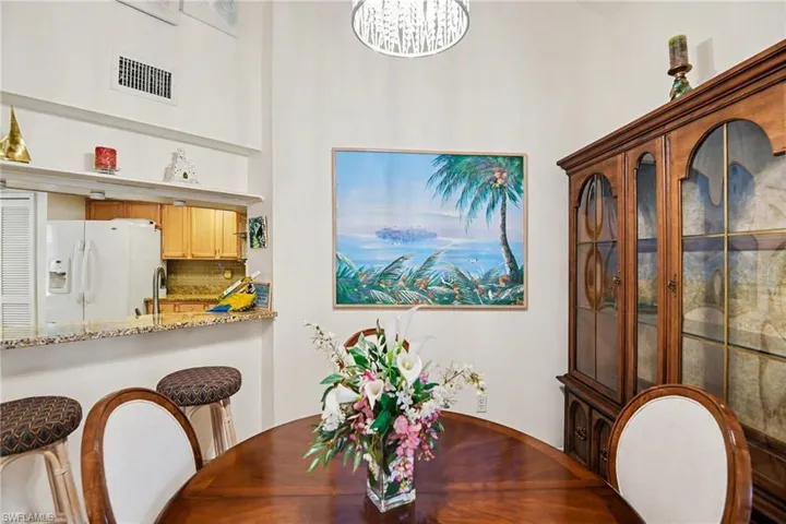 9652 Windsor Gardens Ln 203, Fort Myers, Florida 33919