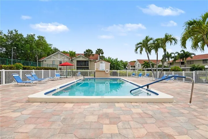 9652 Windsor Gardens Ln 203, Fort Myers, Florida 33919