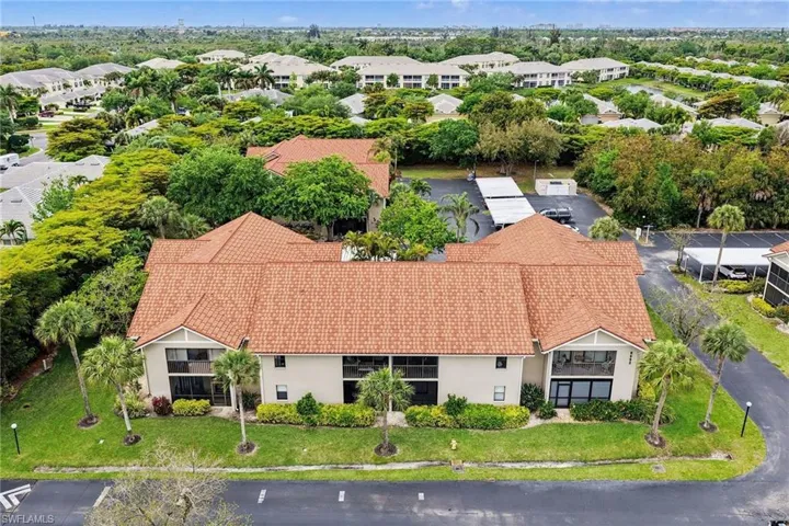 9652 Windsor Gardens Ln 203, Fort Myers, Florida 33919