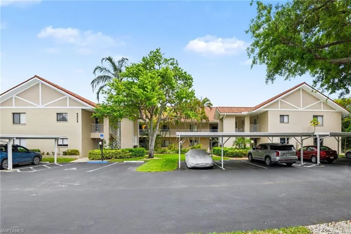 9652 Windsor Gardens Ln 203, Fort Myers, Florida 33919