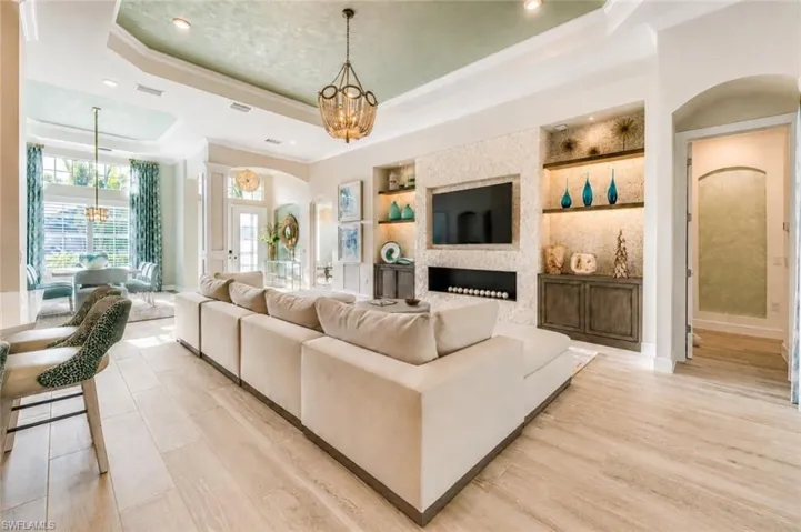 14679 Liesl Ct W, Naples, Florida 34109