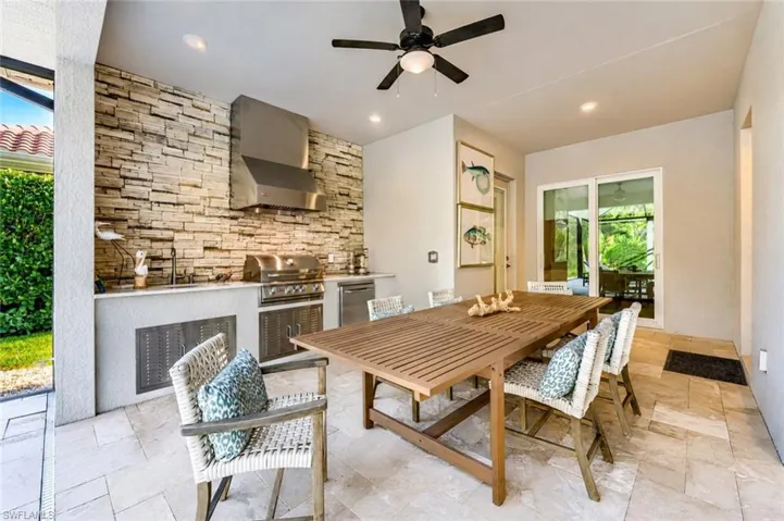 14679 Liesl Ct W, Naples, Florida 34109