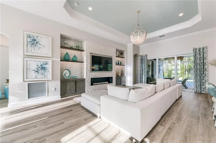 14679  Liesl W CT, Naples, FL 34109