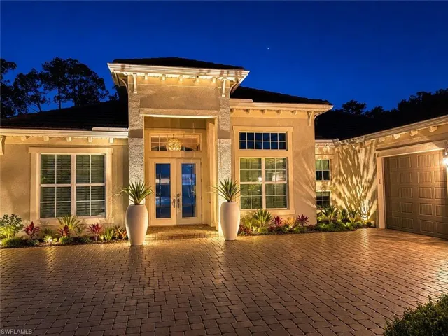 14679 Liesl Ct W, Naples, Florida 34109