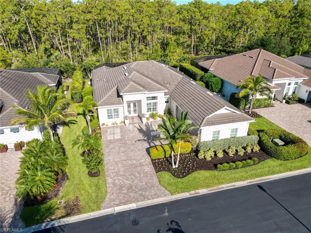 14679 Liesl Ct W, Naples, Florida 34109