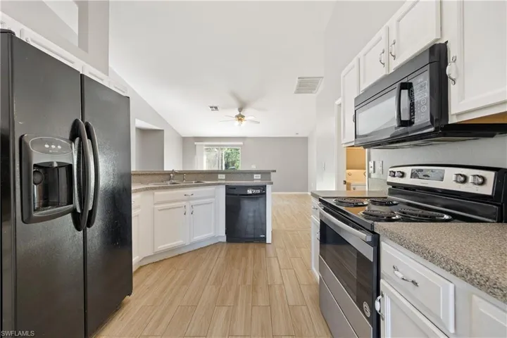 2720 Soaring Hawk Dr, Fort Myers, Florida 33905