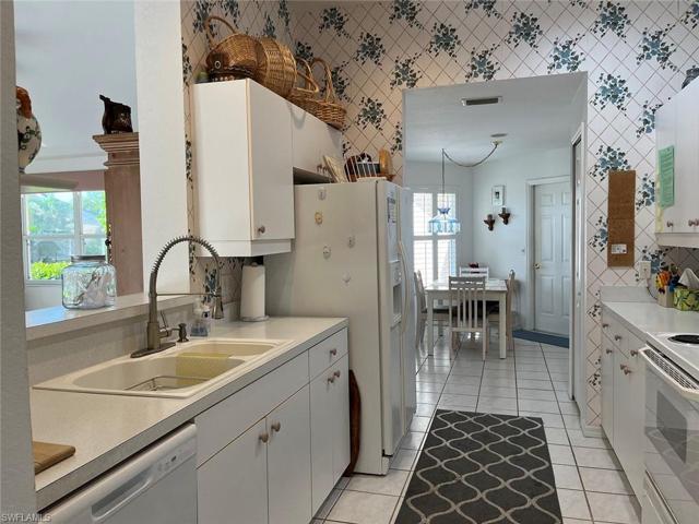 4045  Cape Cole  BLVD, PUNTA GORDA, FL 33955