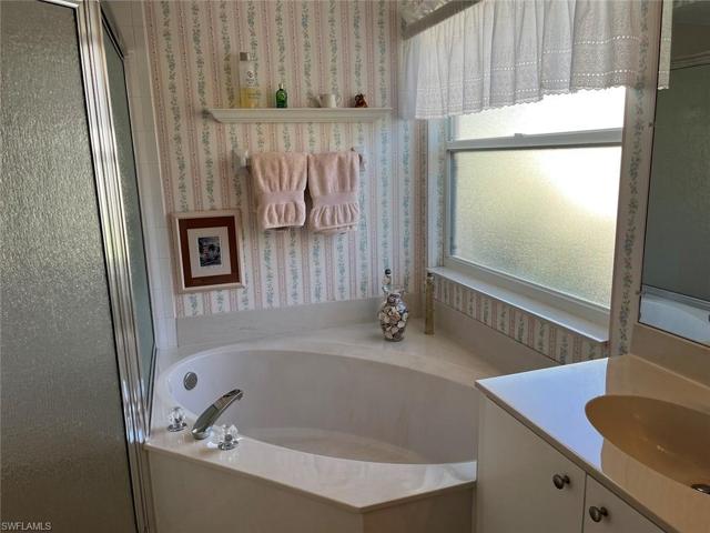 4045  Cape Cole  BLVD, PUNTA GORDA, FL 33955