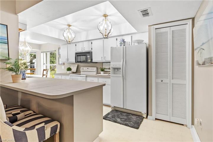 17700  Dracena  CIR, North Fort Myers, FL 33917