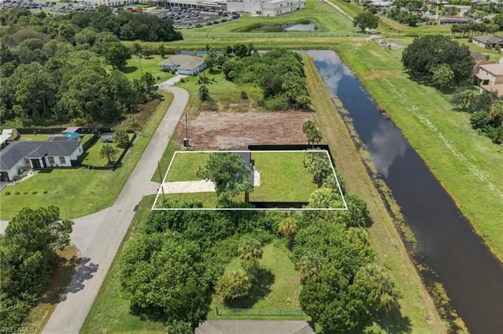 707 Sawyer St, Lehigh Acres, Florida 33974